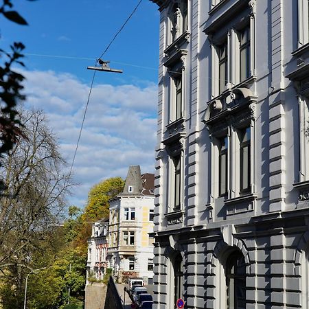 Appartement Luxurioeses Altbau Im Szenenviertel à Wuppertal Extérieur photo